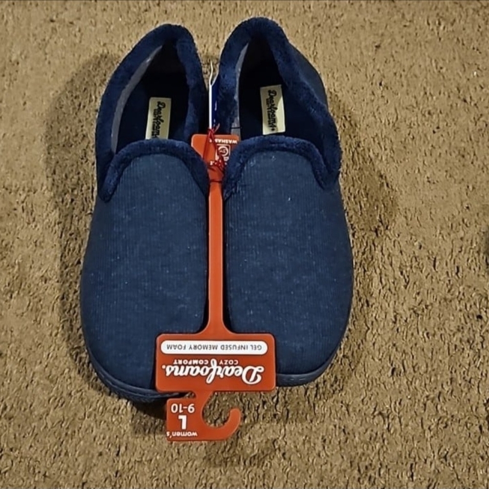 Dearfoams Gel Infused Memory Foam Slippers